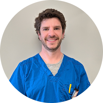Dr Axel GUENVER